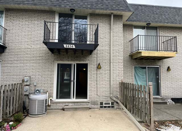 Property at 4454 15 Mile Rd, Sterling Heights, MI 48310, 2 beds, 1.5 baths