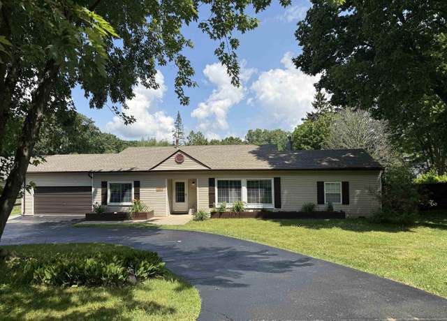 Property at 5196 Greenview Dr, Clarkston, MI 48348, 3 beds, 2 baths