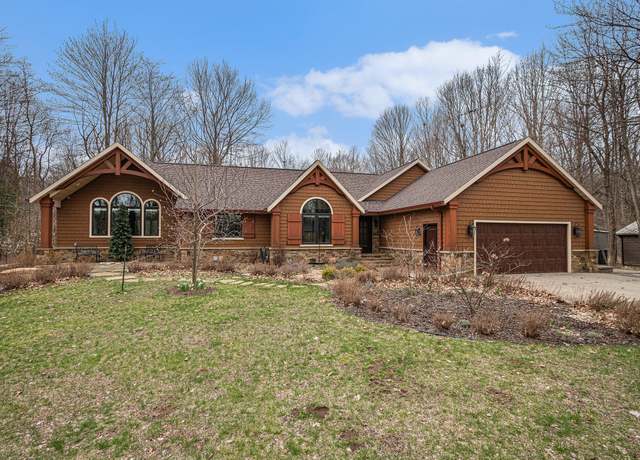 Property at 6250 Becht Rd, Coloma, MI 49038, 4 beds, 3.5 baths
