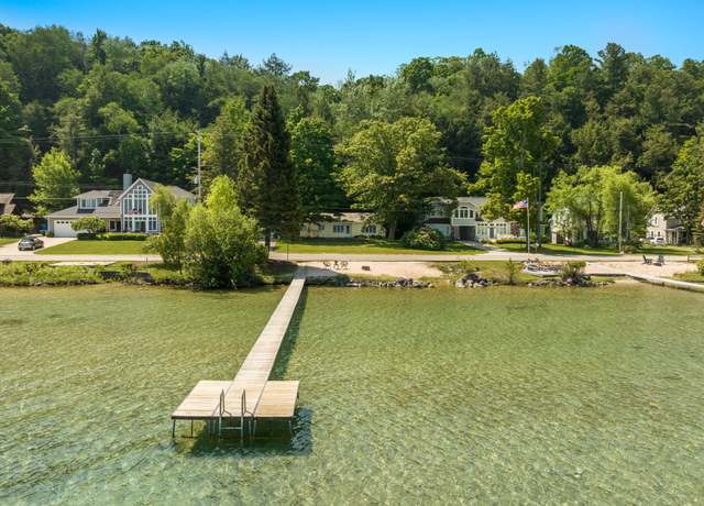 Property at 1765 South Shore East Dr, Frankfort, MI 49635, 3 beds, 2 baths