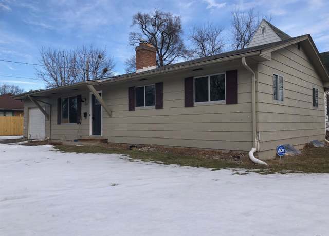 Property at 2104 Barnard St, Saginaw, MI 48602, 3 beds, 1 bath