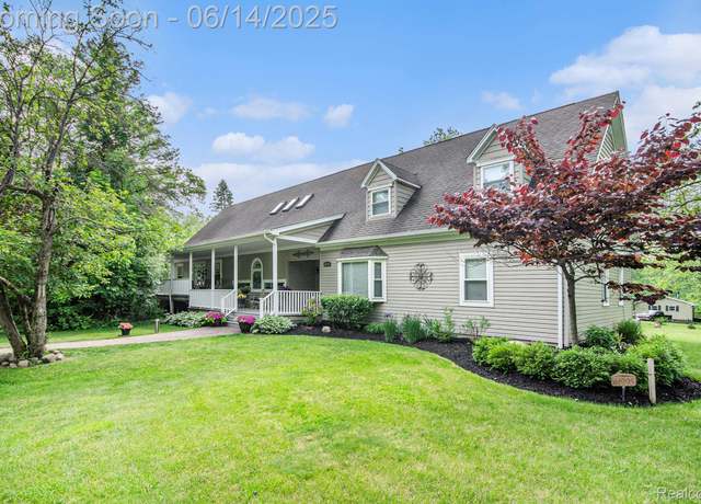 Property at 61995 Mount Vernon Rd, Washington, MI 48094, 4 beds, 2 baths