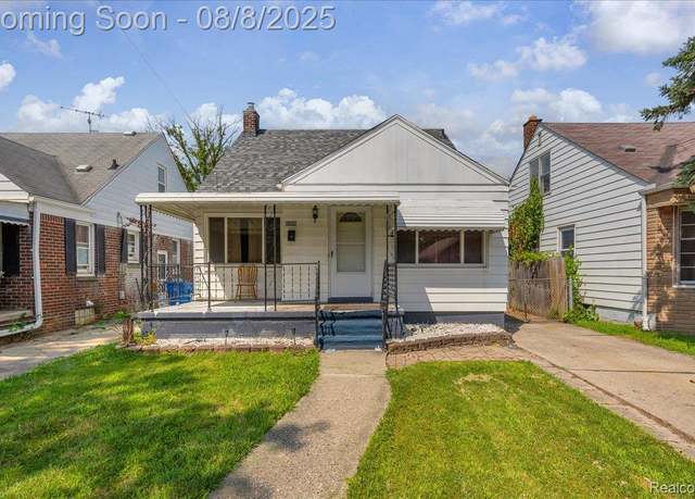 Property at 6349 Heyden St, Dearborn Heights, MI 48127, 3 beds, 1 bath