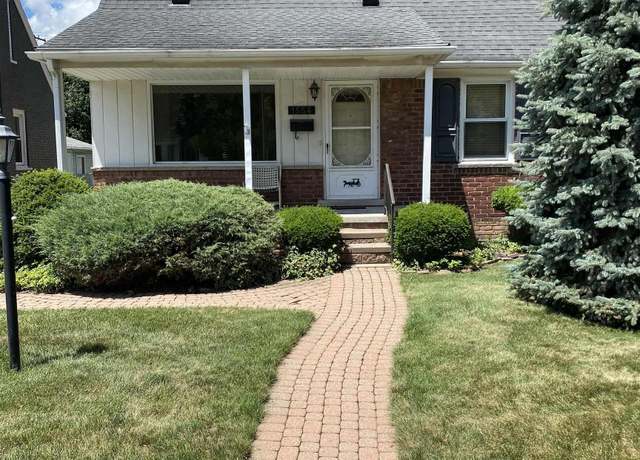 Property at 1554 Hollywood St, Dearborn, MI 48124, 3 beds, 2 baths