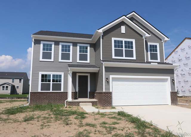 Property at 54759 Heron Cir, Chesterfield, MI 48047, 3 beds, 2.5 baths