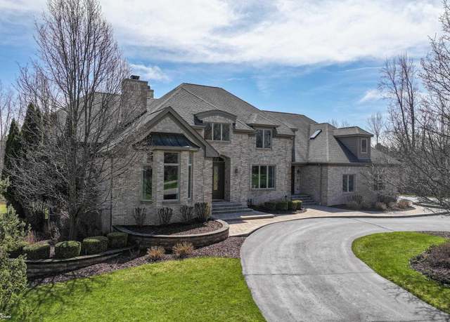 Property at 8246 Pine Hollow Ct, Grand Blanc, MI 48439, 6 beds, 6.5 baths