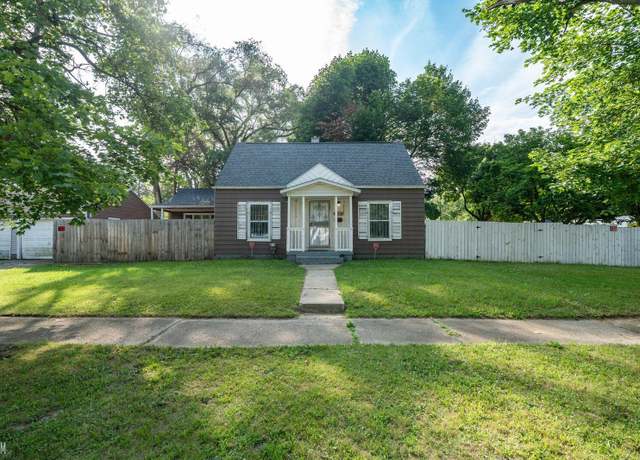 Property at 1502 Lavender Ave, Flint, MI 48504, 4 beds, 2 baths