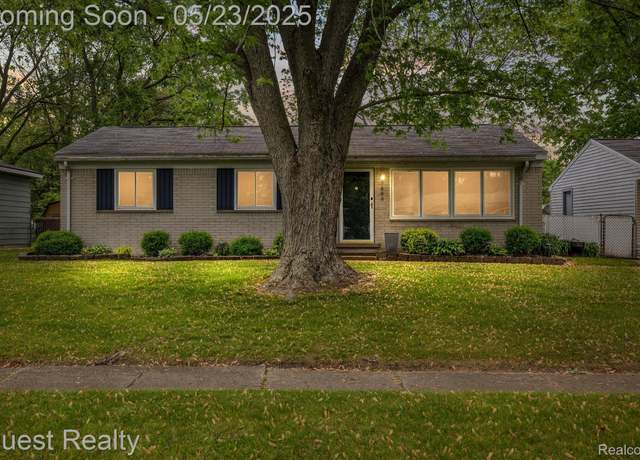 Property at 3680 Shoals St, Waterford, MI 48329, 3 beds, 2 baths