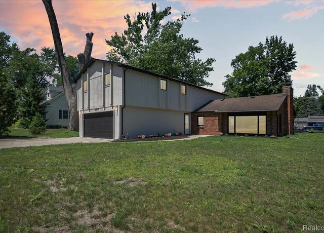 Property at 3314 Fieldview Ave, West Bloomfield Charter Township, MI 48324, 4 beds, 2.5 baths