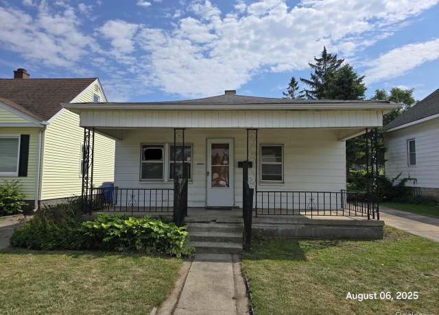 Property at 8636 Lozier Ave, Warren, MI 48089, 2 beds, 1 bath