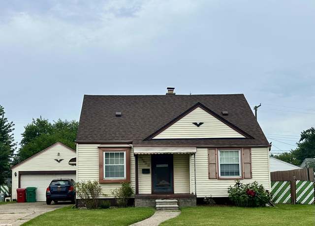 Property at 22476 Saxony Ave, Eastpointe, MI 48021, 3 beds, 1 bath