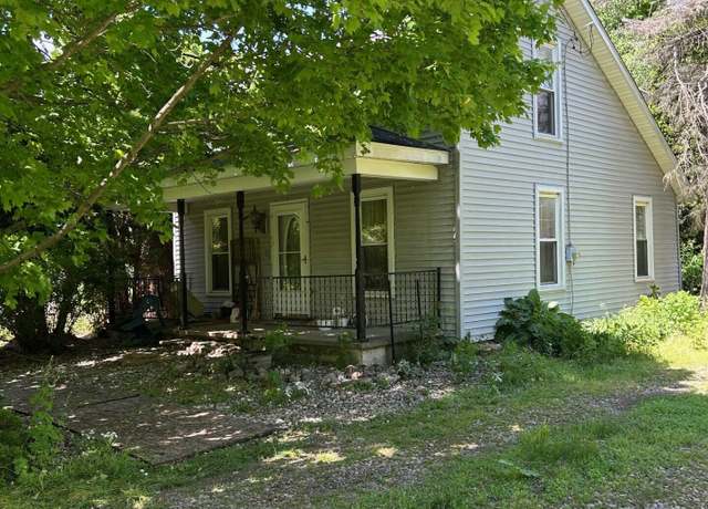 Property at 27401 N Drive S, Homer, MI 49245, 3 beds, 1 bath