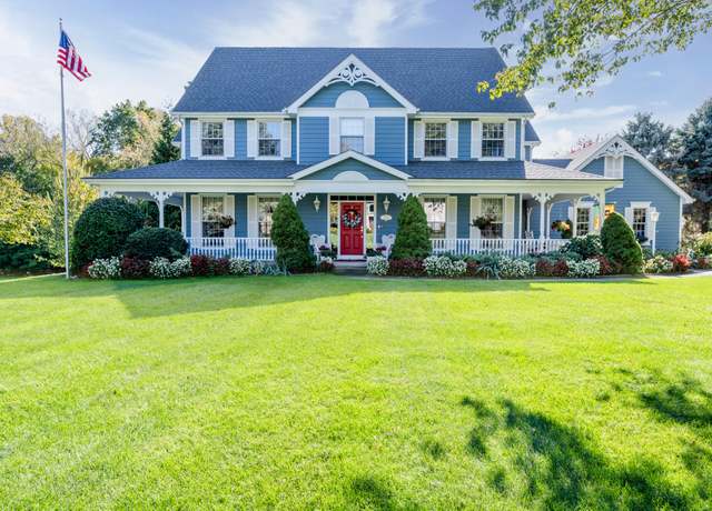 Property at 2184 Winters Way, St Joseph, MI 49085, 5 beds, 4.5 baths