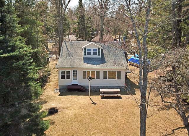 Property at 6103 Sunset Dr, St Helen, MI 48656, 3 beds, 1 bath
