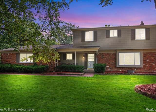 Property at 38087 Connaught Dr, Farmington, MI 48335, 4 beds, 2.5 baths