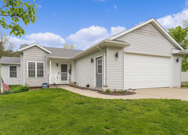 Property at 121 W Calgary Dr, Hastings, MI 49058, 4 beds, 2 baths