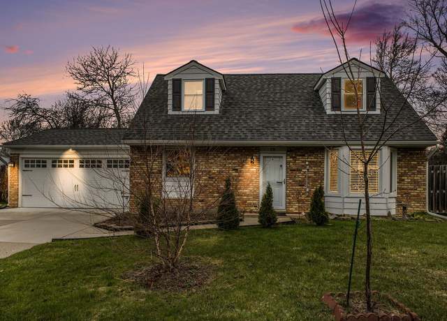 Property at 822 Crown Blvd, East Lansing, MI 48823, 4 beds, 1.5 baths