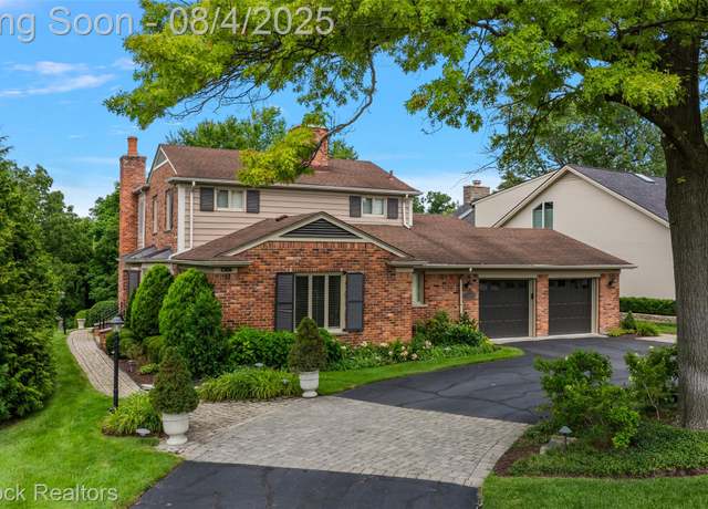 Property at 1300 Northlawn Blvd, Birmingham, MI 48009, 4 beds, 4 baths