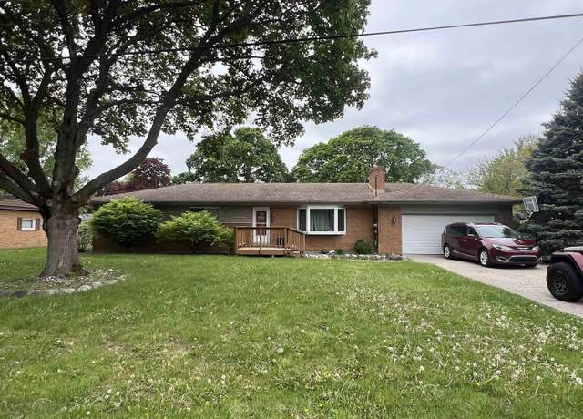Property at 1441 Dover Pl, Saginaw, MI 48638, 3 beds, 2 baths