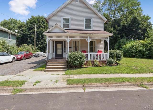 Property at 415 S 9th St, Niles, MI 49120, 3 beds, 2 baths