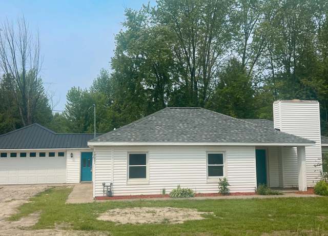 Property at 19051 174th Ave, Spring Lake, MI 49456, 3 beds, 1 bath