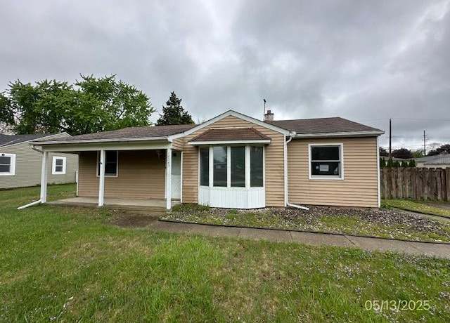 Property at 18543 Sunset St, Livonia, MI 48152, 2 beds, 1 bath