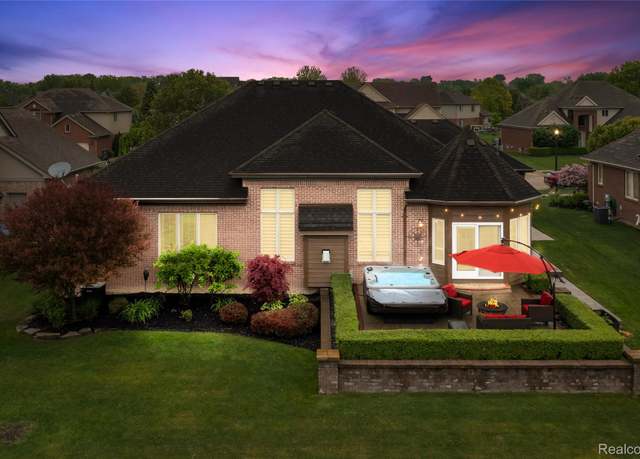 Property at 22638 Brantingham Rd, Macomb, MI 48044, 4 beds, 3.5 baths