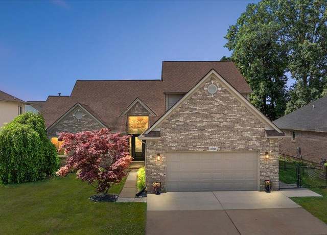 Property at 15924 Myrtle Dr, Macomb, MI 48042, 4 beds, 2.5 baths