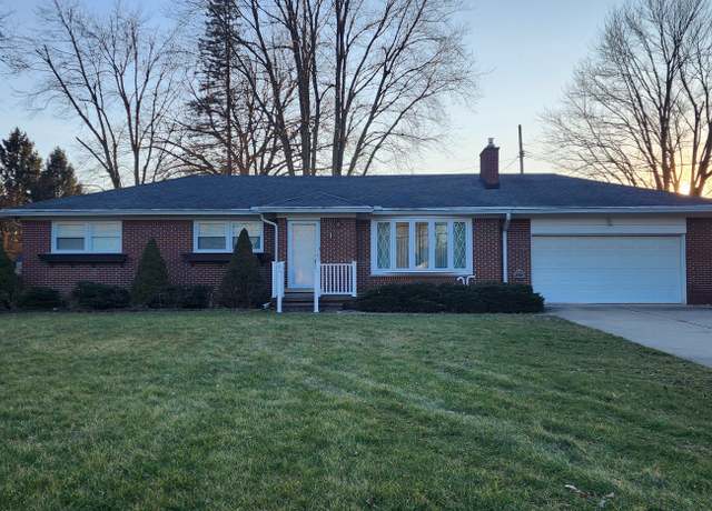 Property at 27605 W Huron River Dr, Flat Rock, MI 48134, 3 beds, 1.5 baths