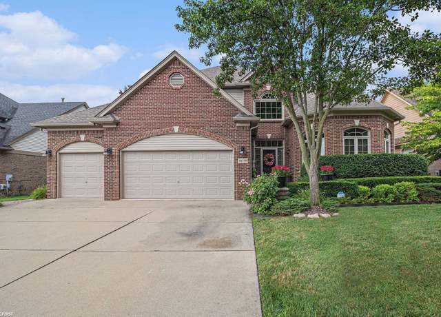 Property at 48199 Village Dr, Macomb, MI 48044, 4 beds, 2.5 baths