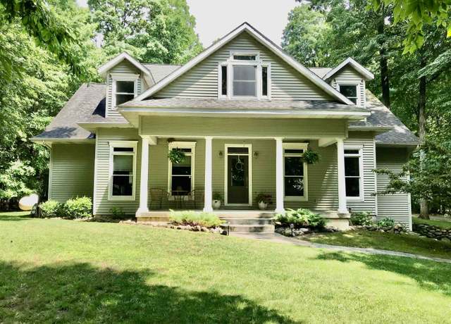 Property at 2233 Amber Ln, Mt Pleasant, MI 48858, 4 beds, 2.5 baths