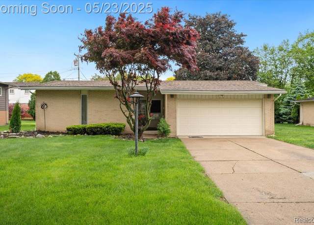 Property at 29450 Stellamar Dr, Southfield, MI 48076, 3 beds, 2.5 baths