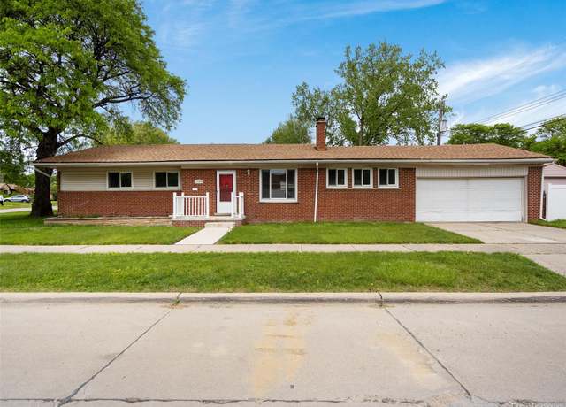 Property at 23400 Marlow St, Oak Park, MI 48237, 3 beds, 2 baths