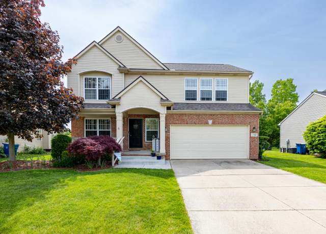 Property at 1743 Savannah Ln, Ypsilanti, MI 48198, 3 beds, 2.5 baths
