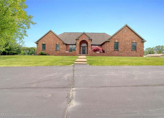 Property at 12161 Ladd Rd, Brooklyn, MI 49230, 4 beds, 3.5 baths