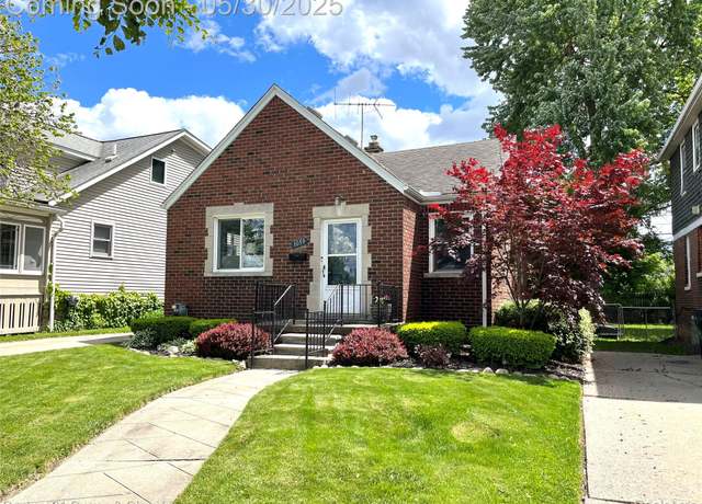 Property at 1059 Eaton Rd, Berkley, MI 48072, 2 beds, 1 bath