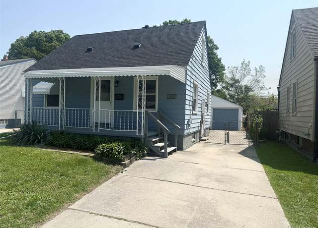 Property at 4803 Mildred St, Wayne, MI 48184, 3 beds, 1 bath