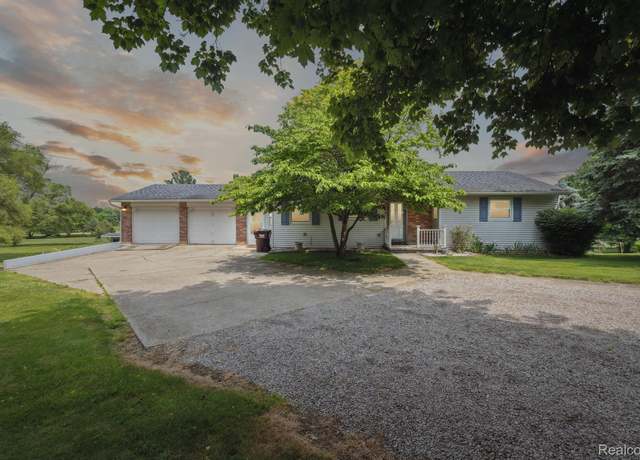Property at 15501 Turner, Lansing, MI 48906, 3 beds, 2 baths