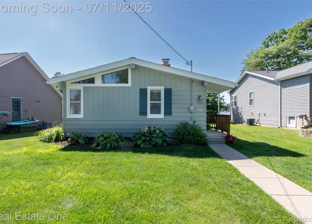 Property at 8856 Charbane Ave, White Lake, MI 48386, 3 beds, 1 bath