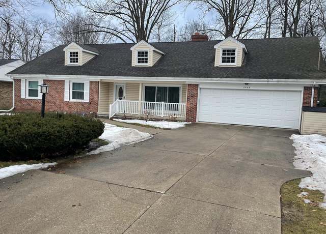 Property at 2764 Warwick St, Saginaw, MI 48603, 3 beds, 2.5 baths