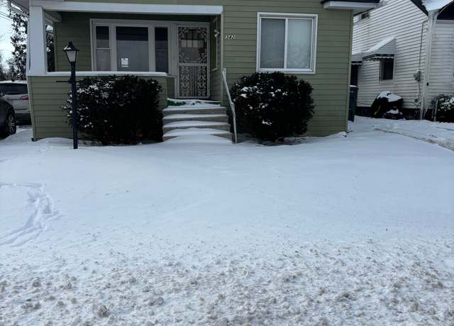 Property at 342 E Mcclellan St, Flint, MI 48505, 3 beds, 1 bath
