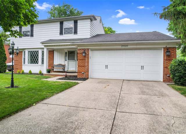 Property at 29320 Geraldine Ct, Farmington Hills, MI 48336, 4 beds, 2 baths