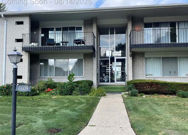 Property at 8609 N Kennedy Cir E #5, Warren, MI 48093, 2 beds, 1 bath