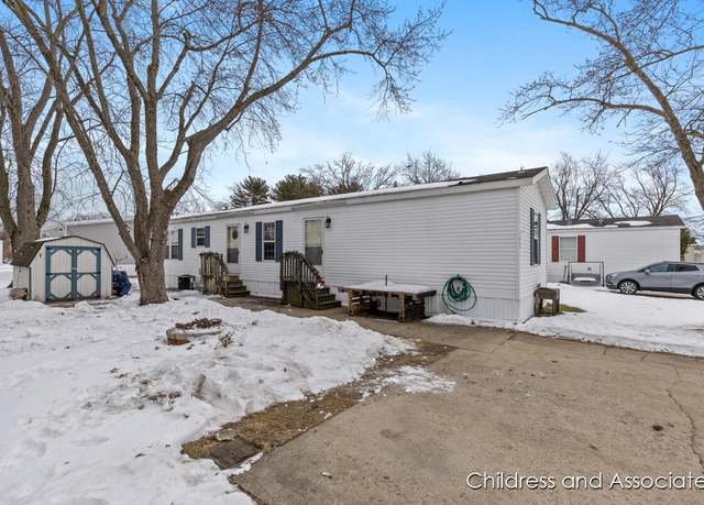 Property at 824 Taffy Ln, Muskegon, MI 49442, 3 beds, 2 baths