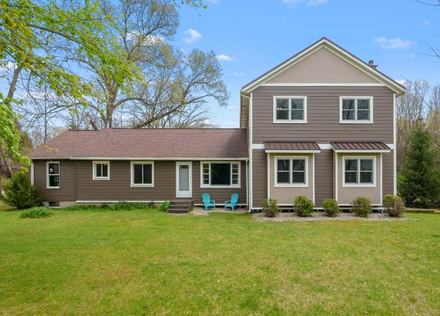 Property at 7180 Owen Dr, Kalamazoo, MI 49009, 5 beds, 3.5 baths