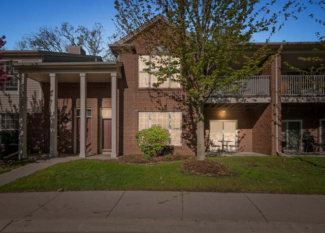 Property at 1708 Deepwood Cir, Rochester, MI 48307, 2 beds, 2 baths