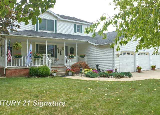 Property at 4407 Spurwood Dr, Saginaw Charter Township, MI 48603, 4 beds, 2.5 baths