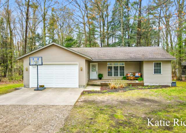 Property at 7917 S Wood St, Rothbury, MI 49452, 3 beds, 2 baths