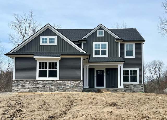 Property at 6515 Cambridge Cir, Clarkston, MI 48346, 4 beds, 2.5 baths