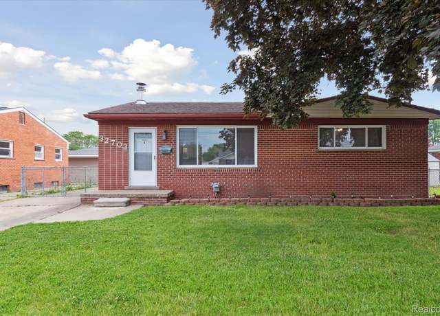 Property at 32703 Anita Dr, Westland, MI 48185, 3 beds, 1 bath